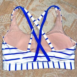 LULULEMON ATHLETICA BLUE AND WHITE STRIPED / STRAPPY BACK ENERGY SPORTS BRA ! 🥍